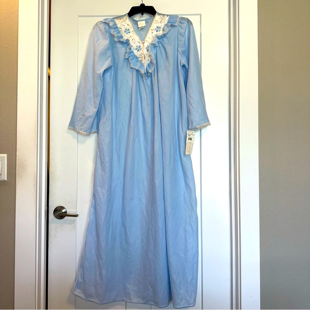 Vtg Adonna J.C. Penney polyester nightgown Blue Floral Lace Sz Large NWT